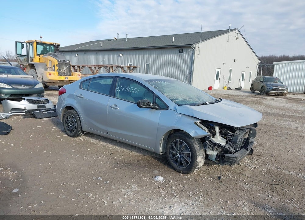 2016 KIA FORTE LX VIN: KNAFK4A66G5535682