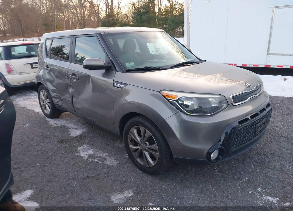 2016 KIA SOUL + VIN: KNDJP3A52G7238767