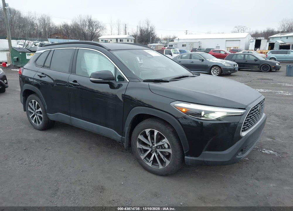 2024 TOYOTA COROLLA CROSS XLE VIN: 7MUDAABGXRV102596