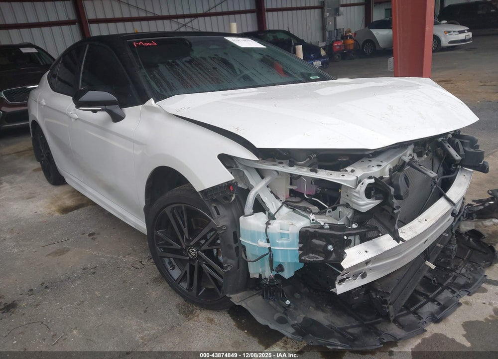 2025 TOYOTA CAMRY XSE VIN: 4T1DBADKXSU015674