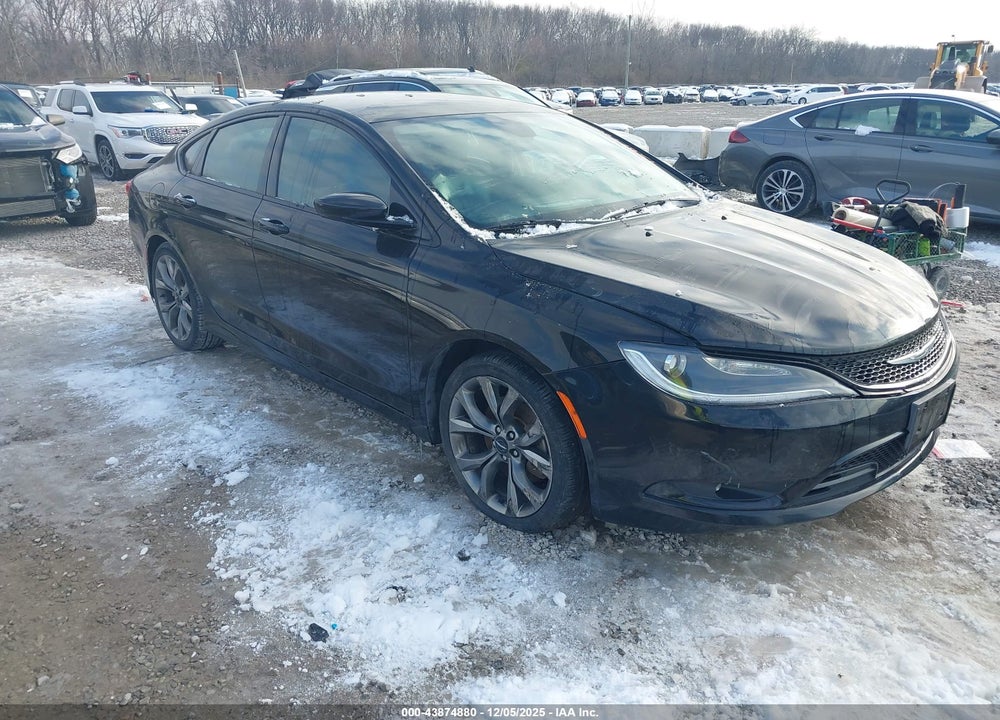 2015 CHRYSLER 200 S VIN: 1C3CCCBB7FN558819