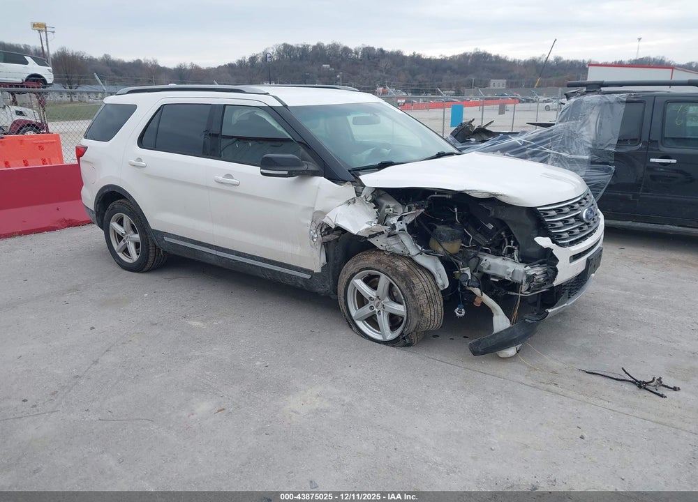 2016 FORD EXPLORER XLT VIN: 1FM5K8D83GGB85530