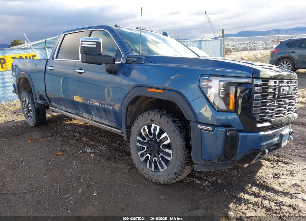 2025 GMC SIERRA 3500HD 4WD  STANDARD BED DENALI ULTIMATE VIN: 1GT4UYEYXSF124604
