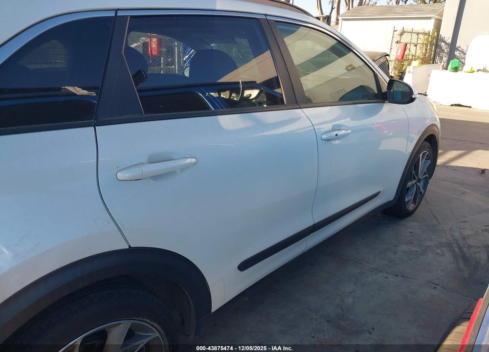 2022 KIA NIRO TOURING SE VIN: KNDCC3LCXN5522382