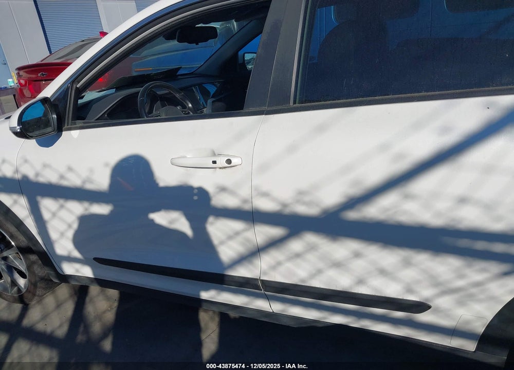 2022 KIA NIRO TOURING SE VIN: KNDCC3LCXN5522382