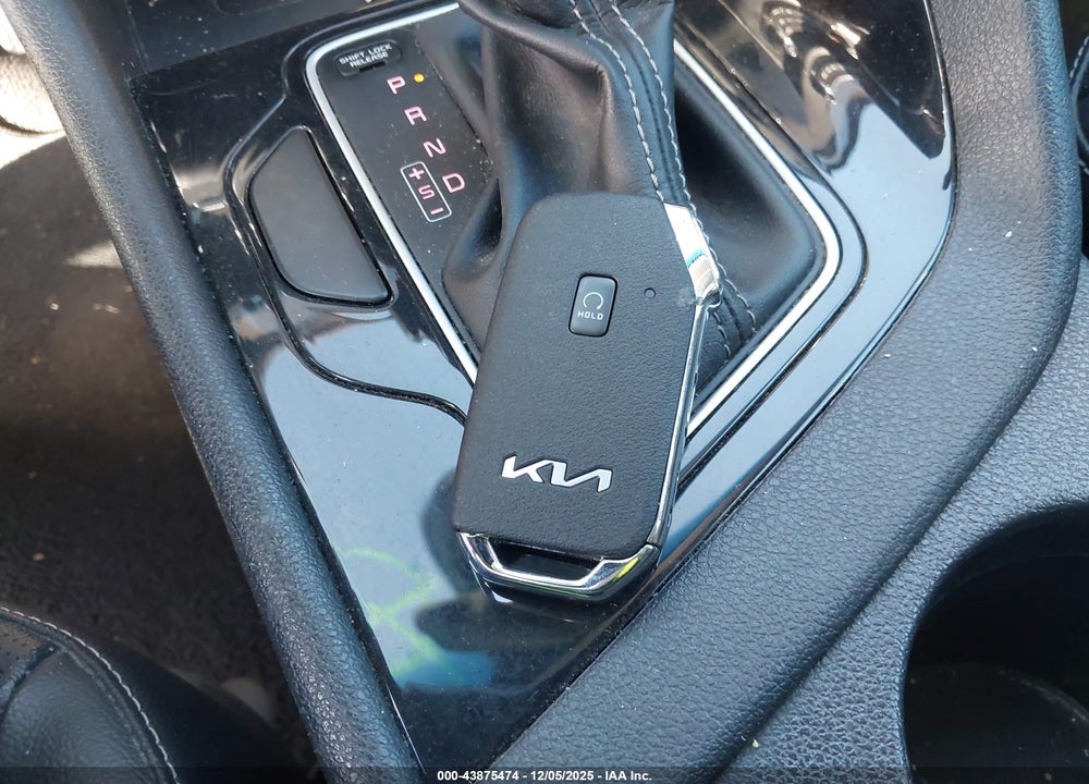 2022 KIA NIRO TOURING SE VIN: KNDCC3LCXN5522382