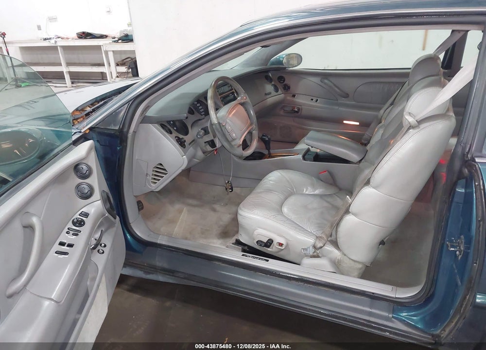 1998 BUICK RIVIERA BASE CMI VIN: 1G4GD2210W4708346