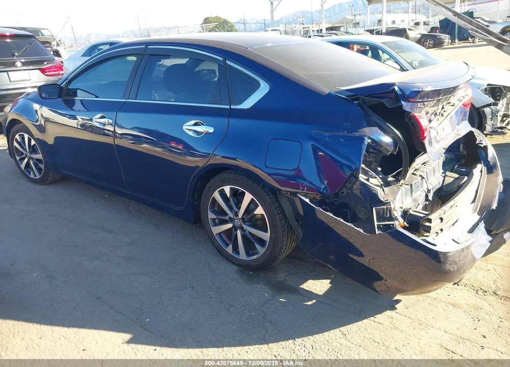 2016 NISSAN ALTIMA 2.5 SR VIN: 1N4AL3AP4GN367852