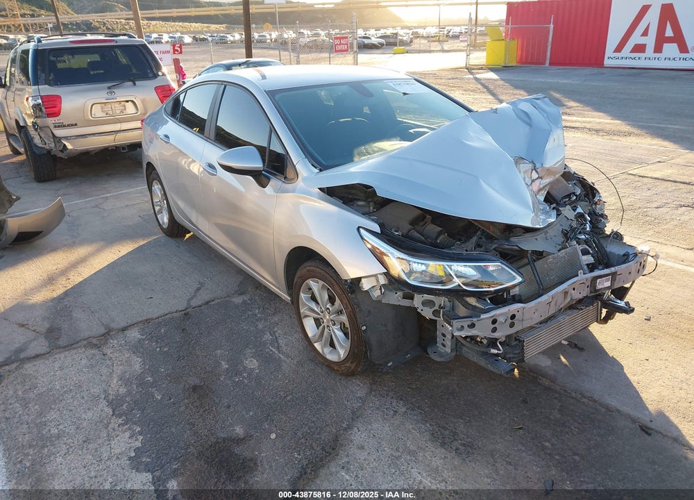 2019 CHEVROLET CRUZE LS VIN: 1G1BC5SM8K7148879