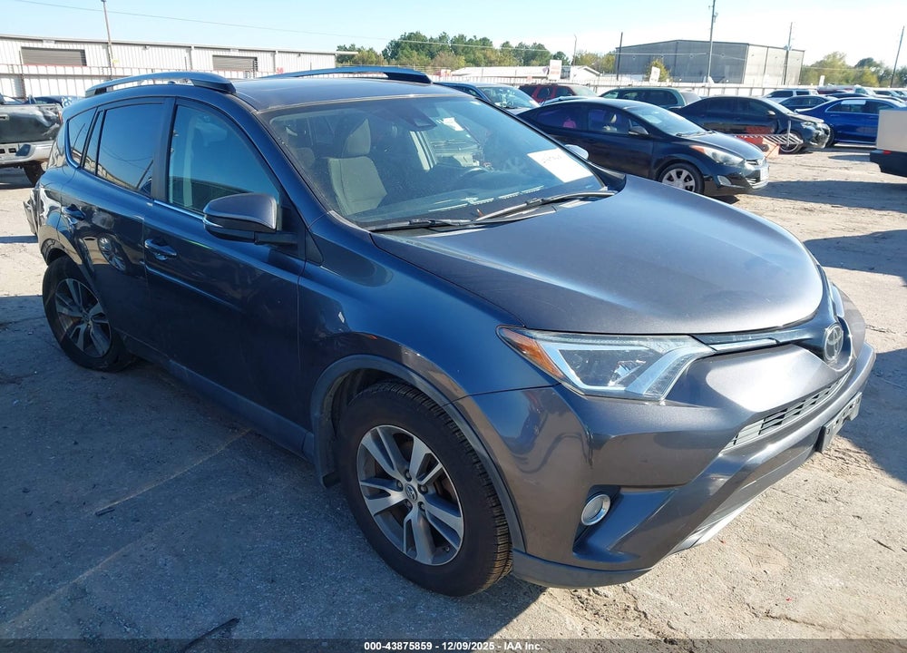 2018 TOYOTA RAV4 XLE VIN: JTMRFREV8JJ182749