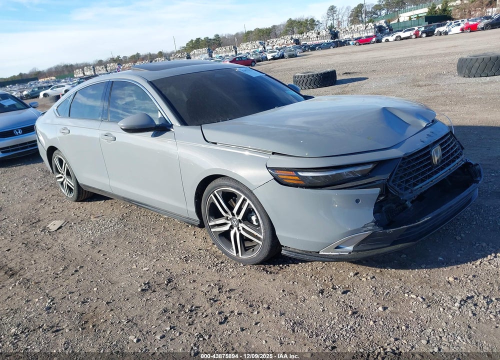 2025 HONDA ACCORD HYBRID TOURING VIN: 1HGCY2F8XSA004618