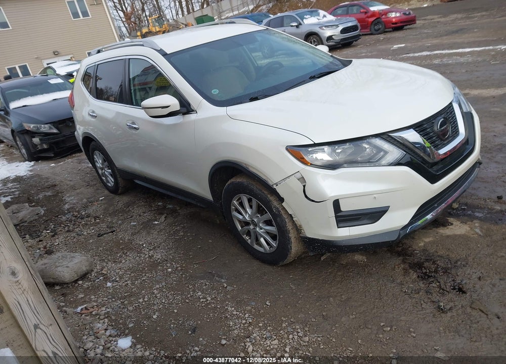 2018 NISSAN ROGUE SV VIN: 5N1AT2MV2JC792824