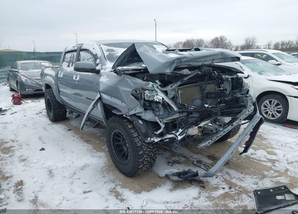 2019 TOYOTA TACOMA TRD SPORT VIN: 3TMCZ5AN0KM217820
