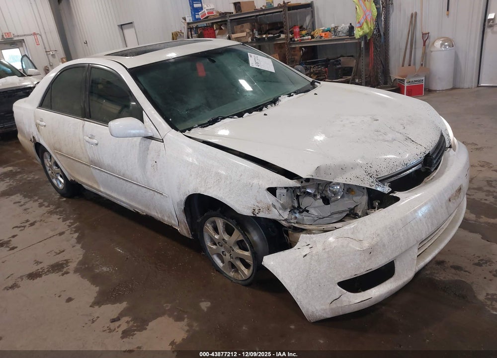 2005 TOYOTA CAMRY XLE V6 VIN: 4T1BF32K55U098008