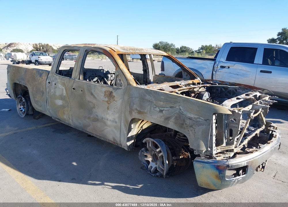 2014 CHEVROLET SILVERADO 1500 2LT VIN: 1GCVKREC5EZ105563