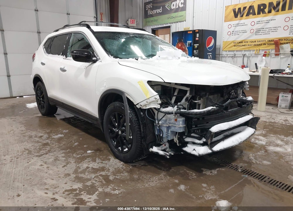 2018 NISSAN ROGUE SV VIN: 5N1AT2MV7JC725457