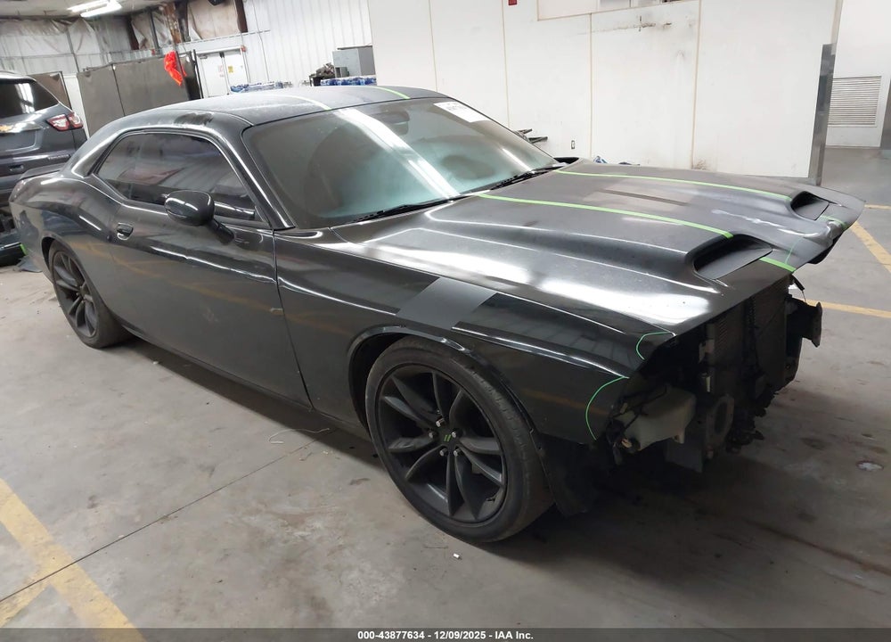 2015 DODGE CHALLENGER SXT VIN: 2C3CDZAG5FH757924