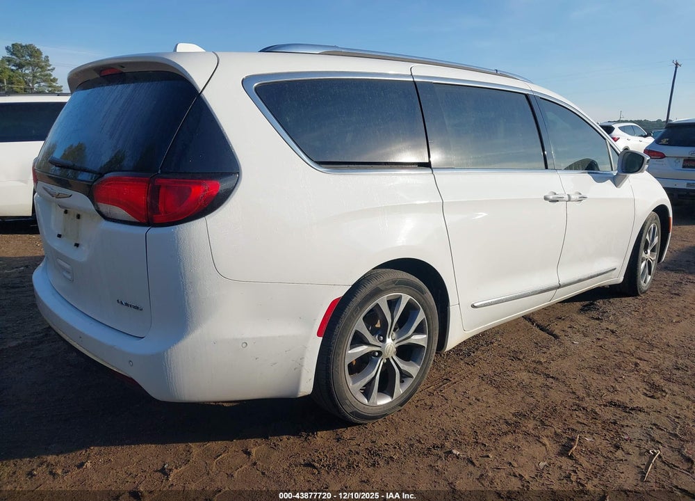 2017 CHRYSLER PACIFICA LIMITED VIN: 2C4RC1GG5HR730186