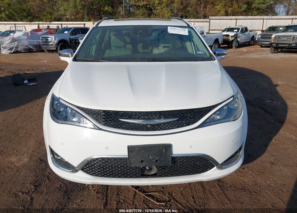 2017 CHRYSLER PACIFICA LIMITED VIN: 2C4RC1GG5HR730186