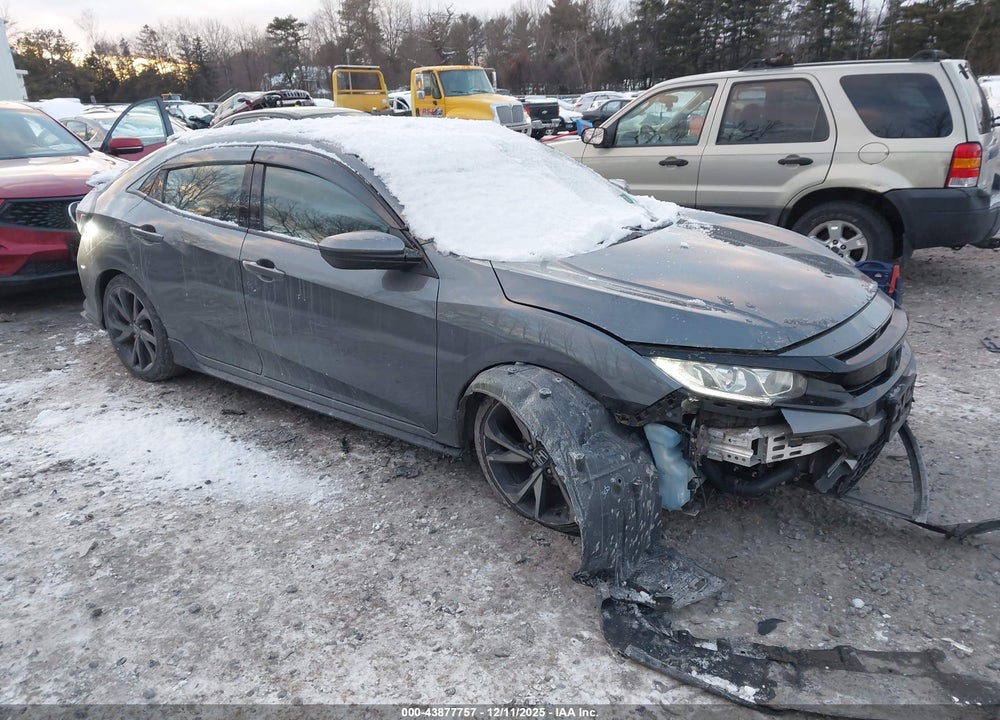 2018 HONDA CIVIC SPORT VIN: SHHFK7G43JU227027