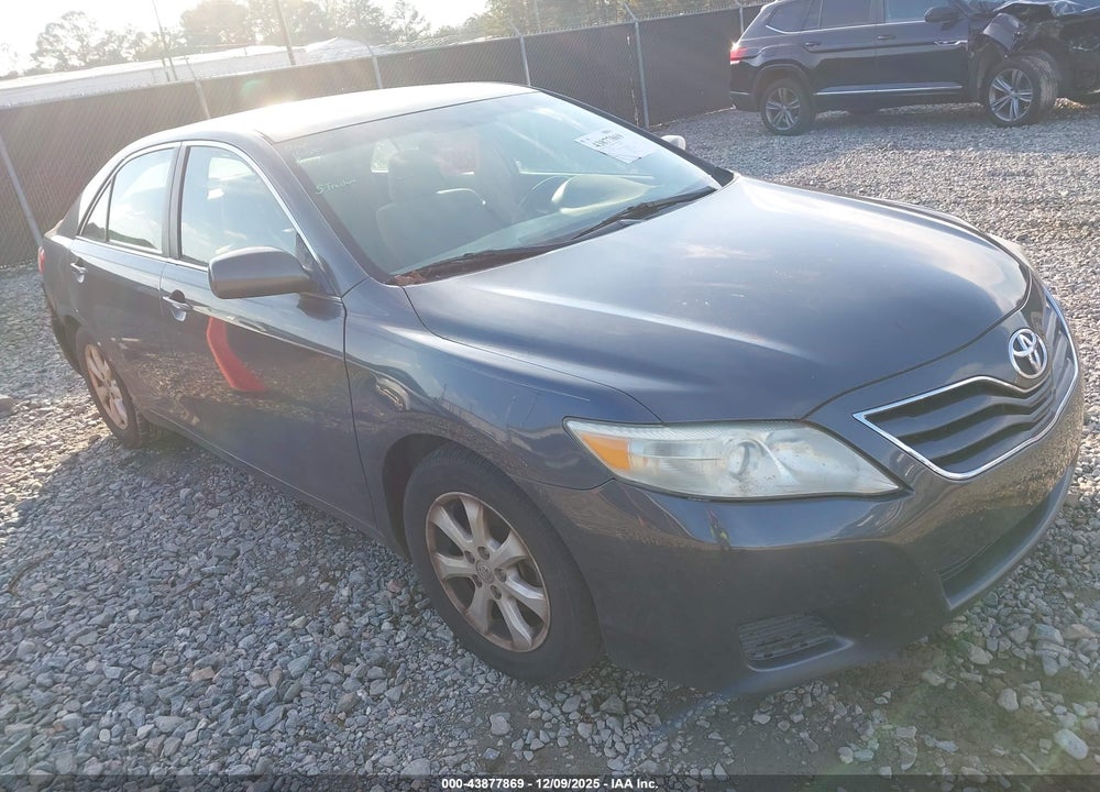 2011 TOYOTA CAMRY LE VIN: 4T1BF3EK2BU741261