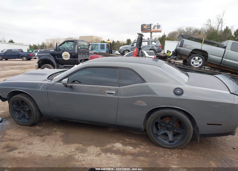 2017 DODGE CHALLENGER T/A PLUS VIN: 2C3CDZBT2HH605985