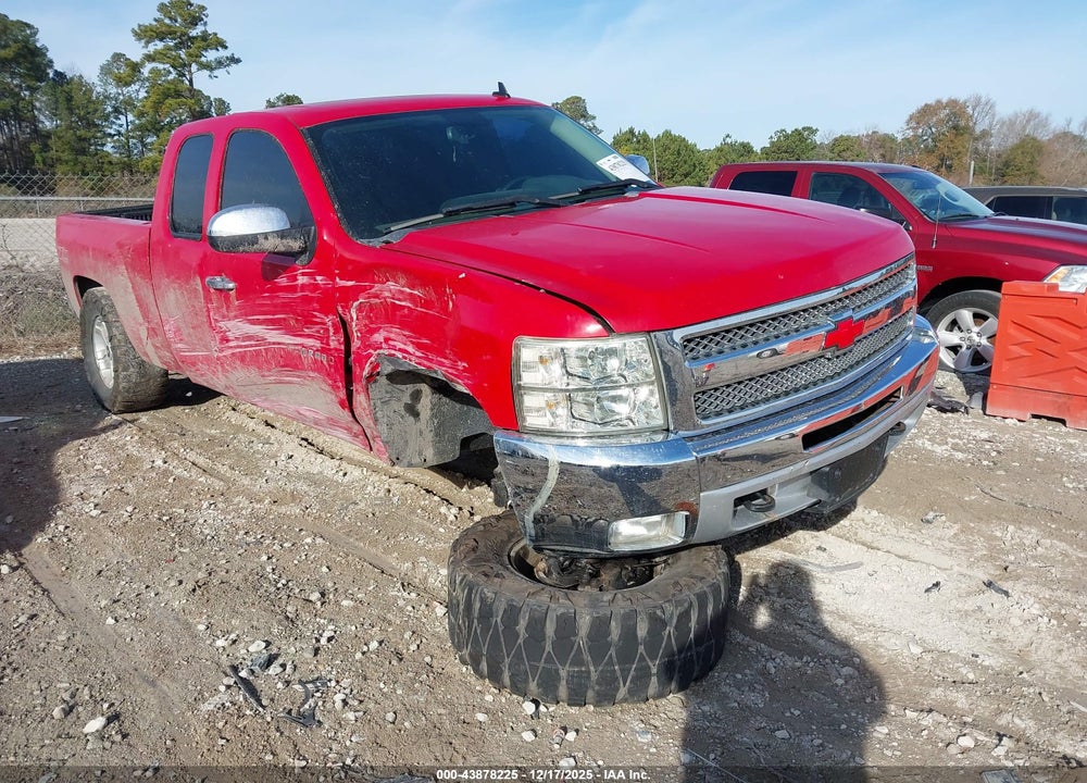 2013 CHEVROLET SILVERADO 1500 LT VIN: 1GCRKSE71DZ100256