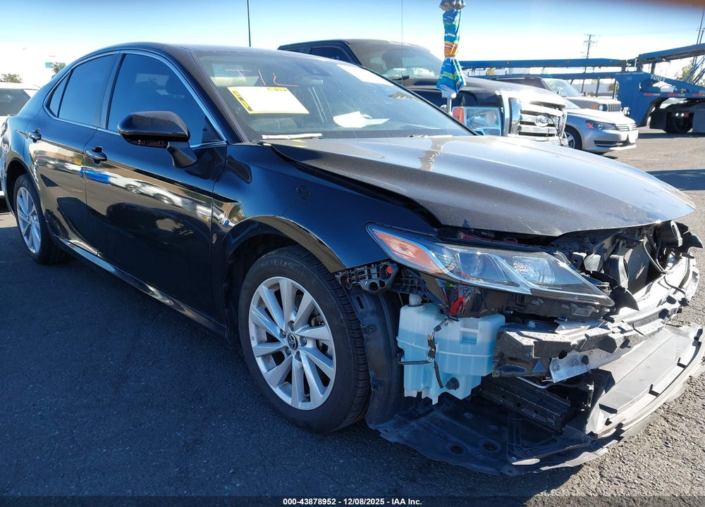 2021 TOYOTA CAMRY LE VIN: 4T1C11AK0MU604495