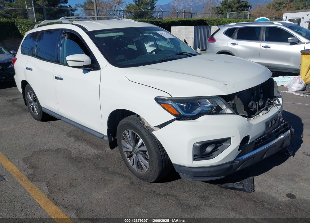 2020 NISSAN PATHFINDER S 2WD VIN: 5N1DR2AN2LC579679