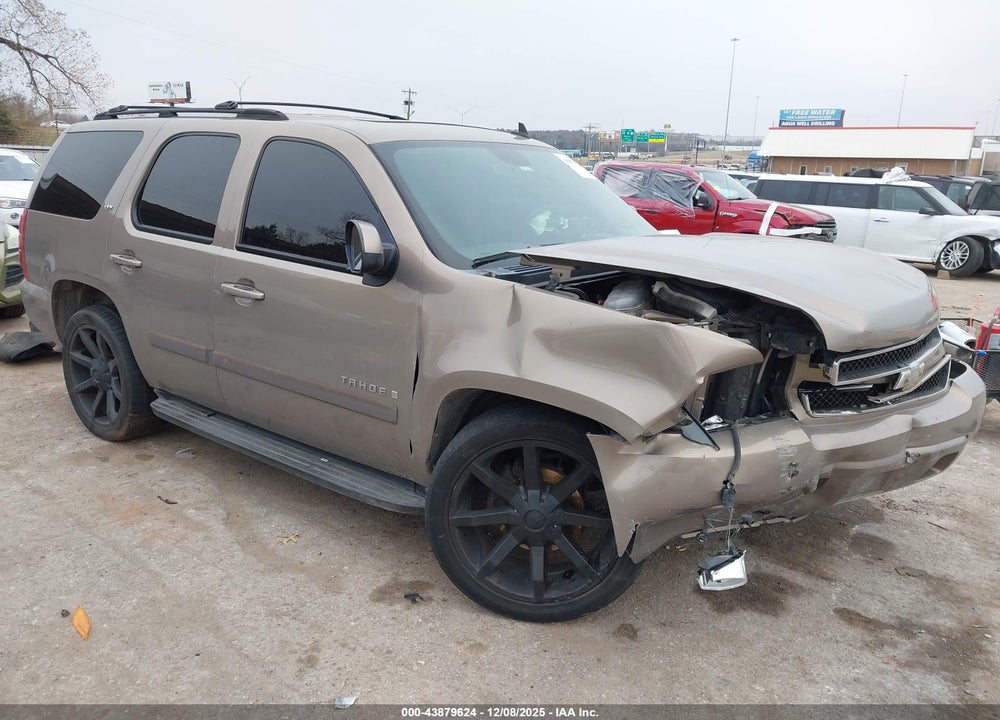 2007 CHEVROLET TAHOE LTZ VIN: 1GNFC13077R181341