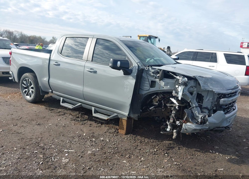 2024 CHEVROLET SILVERADO 1500 4WD  SHORT BED RST VIN: 1GCUDEE81RZ238403