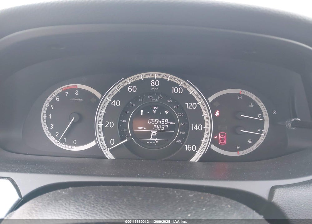 2014 HONDA ACCORD LX VIN: 1HGCR2F37EA301819