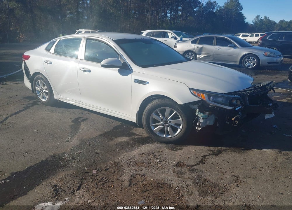 2016 KIA OPTIMA LX VIN: 5XXGT4L37GG067352