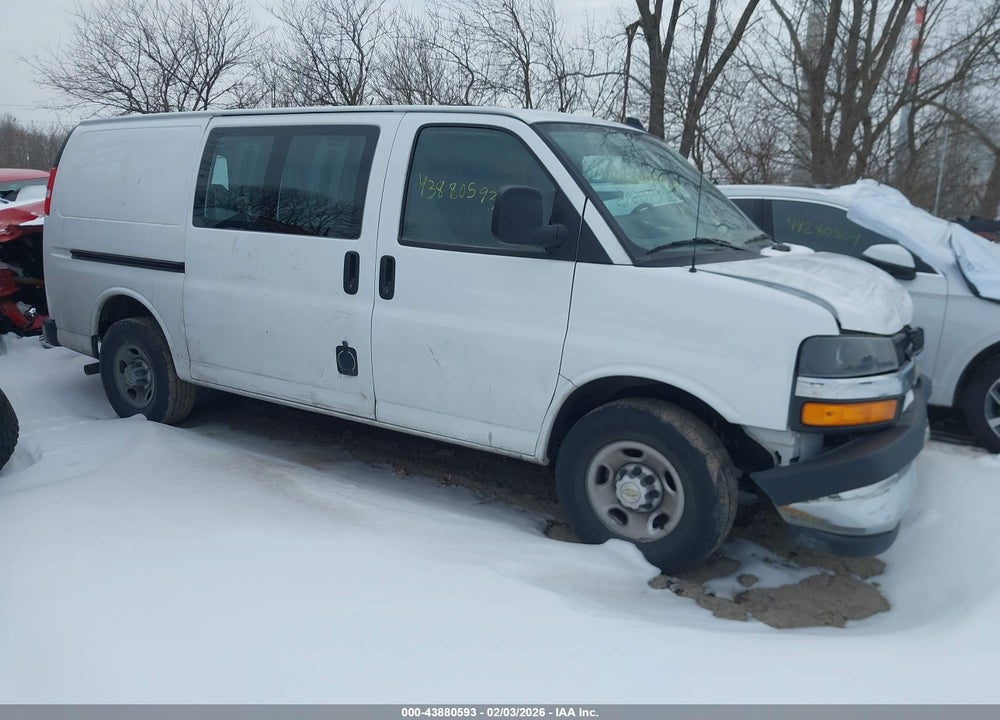2024 CHEVROLET EXPRESS CARGO RWD 2500 REGULAR WHEELBASE WT VIN: 1GCWGAF7XR1176027