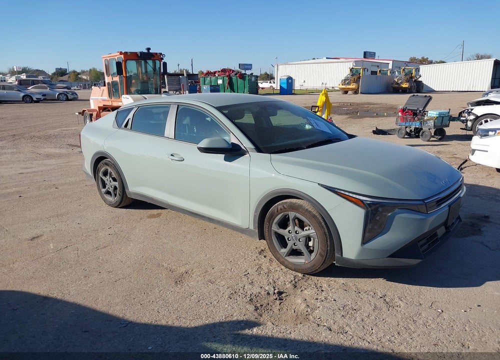 2025 KIA K4 LXS VIN: 3KPFT4DE3SE130668