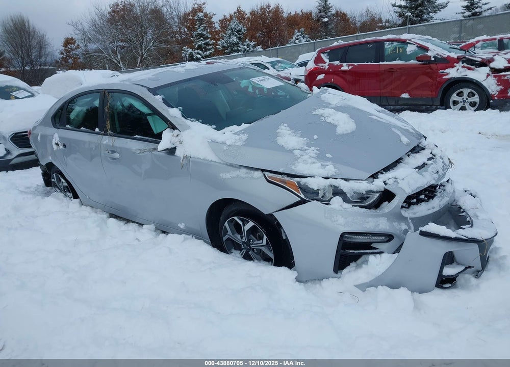 2021 KIA FORTE LXS VIN: 3KPF24AD1ME269313