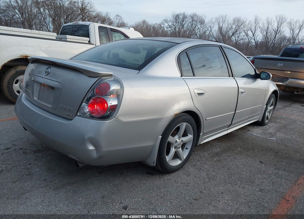2005 NISSAN ALTIMA 3.5 SE VIN: 1N4BL11D25N921935
