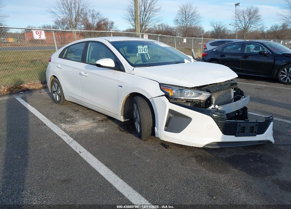 2018 HYUNDAI IONIQ HYBRID BLUE VIN: KMHC65LC1JU087220