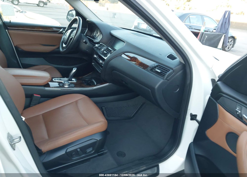 2017 BMW X3 XDRIVE28I VIN: 5UXWX9C5XH0T00463