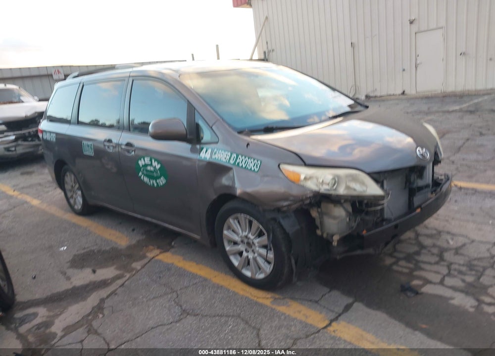 2012 TOYOTA SIENNA XLE 7 PASSENGER VIN: 5TDDK3DC6CS042806
