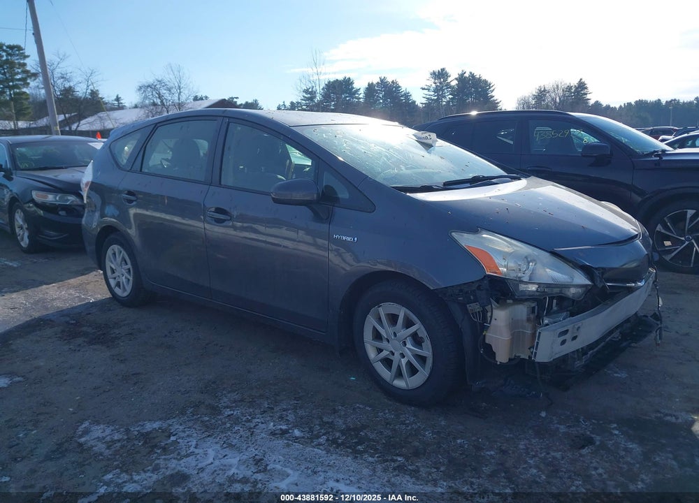 2013 TOYOTA PRIUS V TWO VIN: JTDZN3EU3D3270706