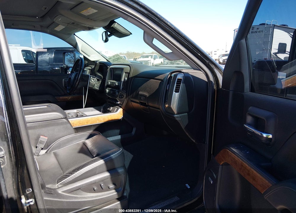 2019 CHEVROLET SILVERADO 2500HD HIGH COUNTRY VIN: 1GC1KUEY1KF268947