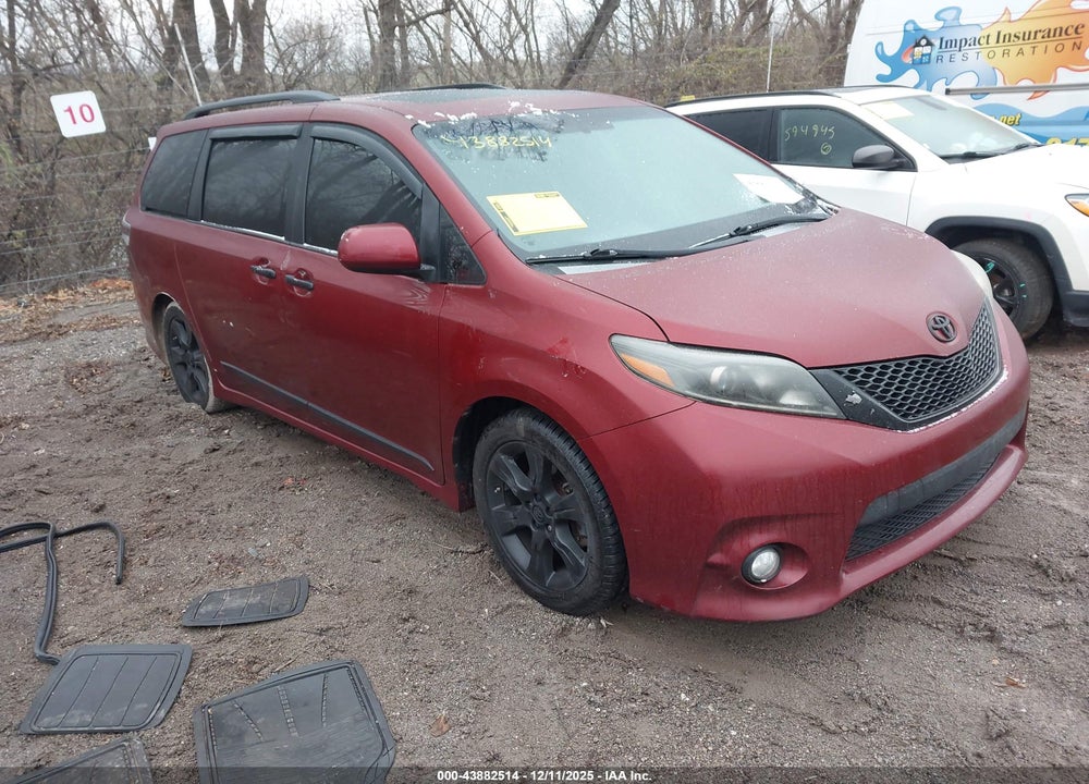 2015 TOYOTA SIENNA SE 8 PASSENGER VIN: 5TDXK3DC7FS676479