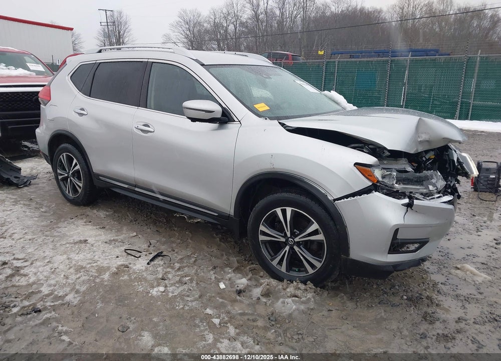 2017 NISSAN ROGUE SL VIN: JN8AT2MV6HW279593