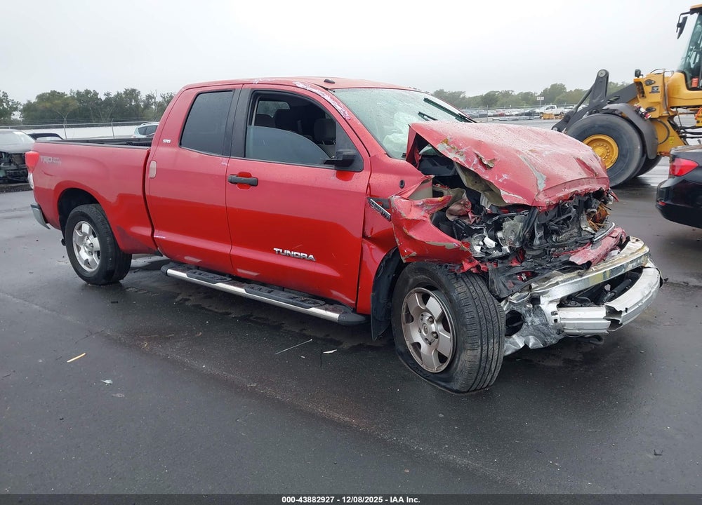 2011 TOYOTA TUNDRA GRADE 5.7L V8 VIN: 5TFRY5F10BX115219