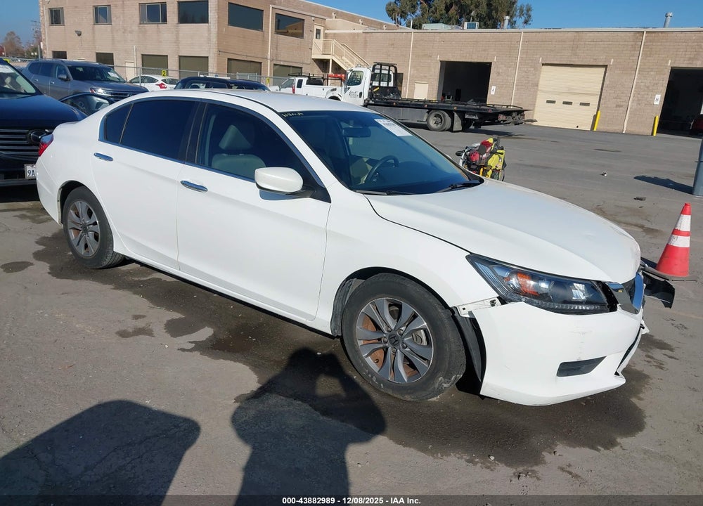 2015 HONDA ACCORD LX VIN: 1HGCR2F38FA210754