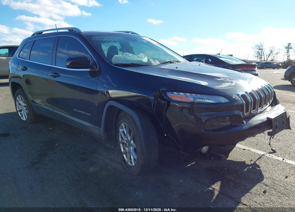 2016 JEEP CHEROKEE LATITUDE VIN: 1C4PJMCS0GW372235