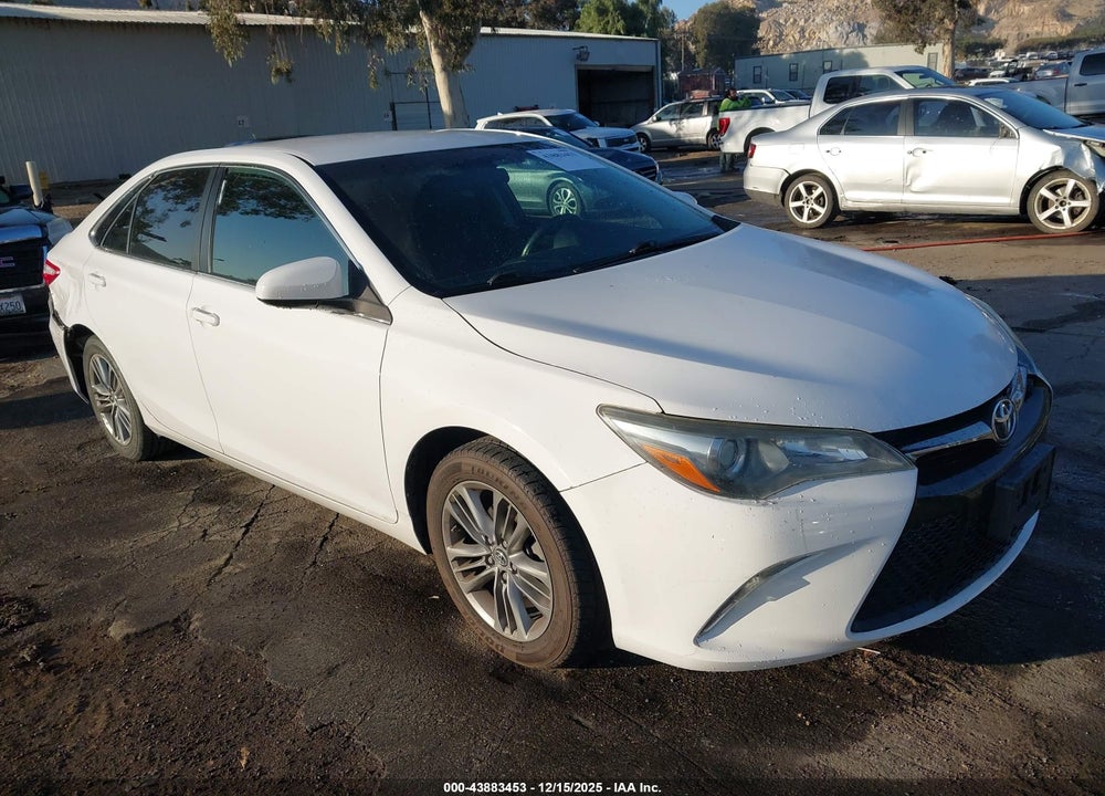 2015 TOYOTA CAMRY SE VIN: 4T1BF1FKXFU097923