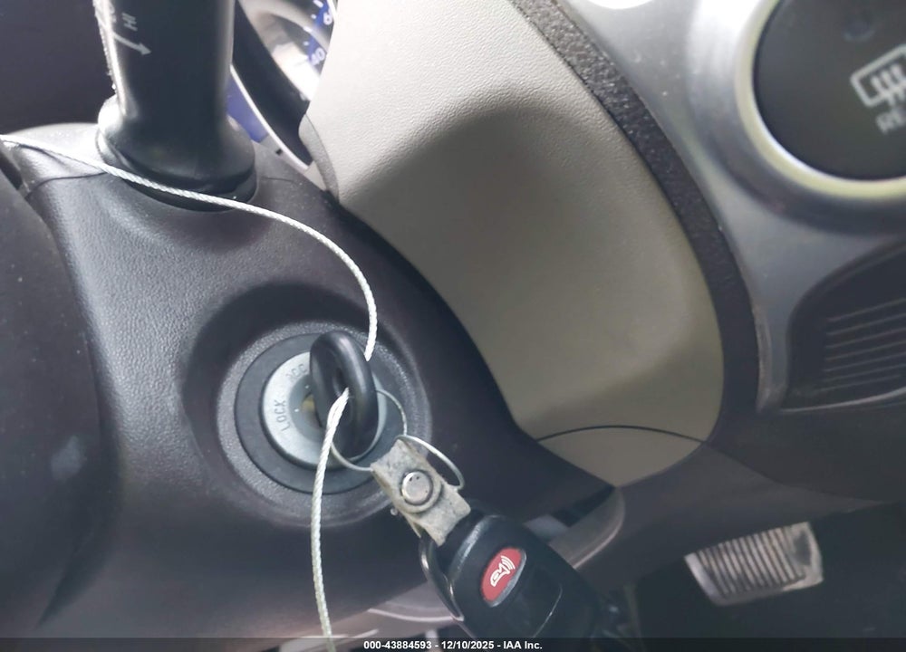 2013 HYUNDAI TUCSON GLS VIN: KM8JUCAC3DU678724