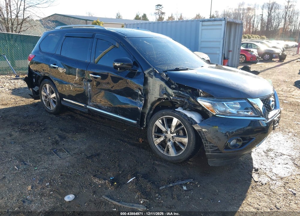 2015 NISSAN PATHFINDER PLATINUM VIN: 5N1AR2MN7FC720555